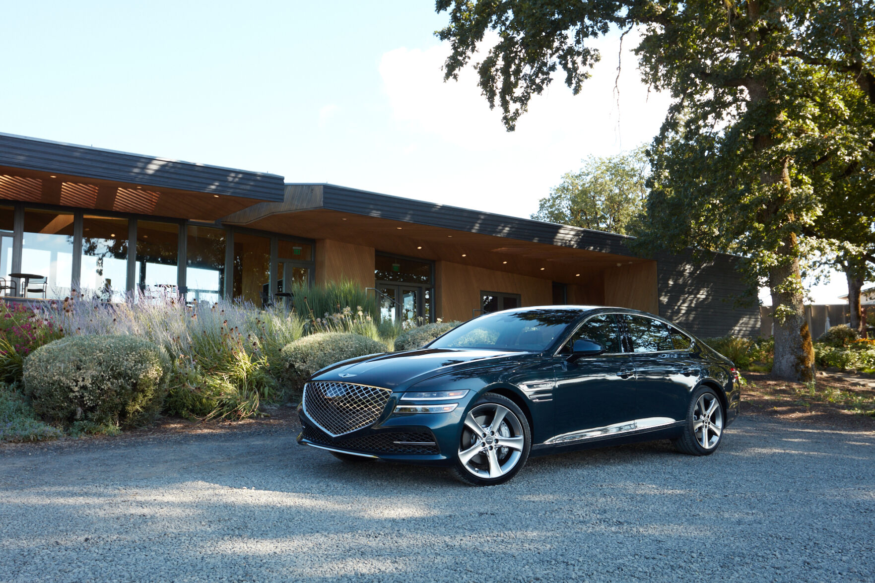 genesis2021g80--0404a.jpg